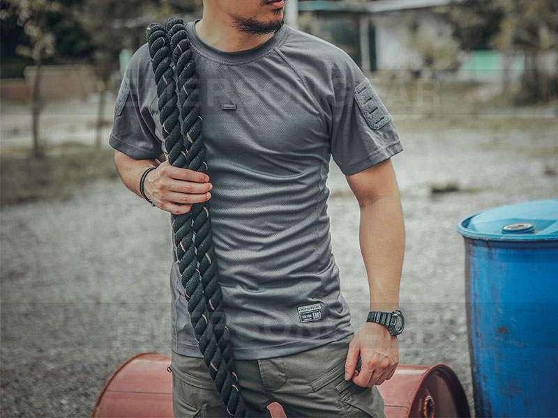 Быстросохнущая футболка для фитнеса Emersongear Sport «UMP Python»