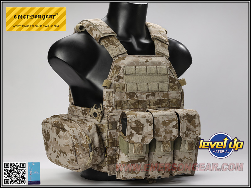 Держатель планшетов типа EmersonGear LBT6094A с 3 сумками