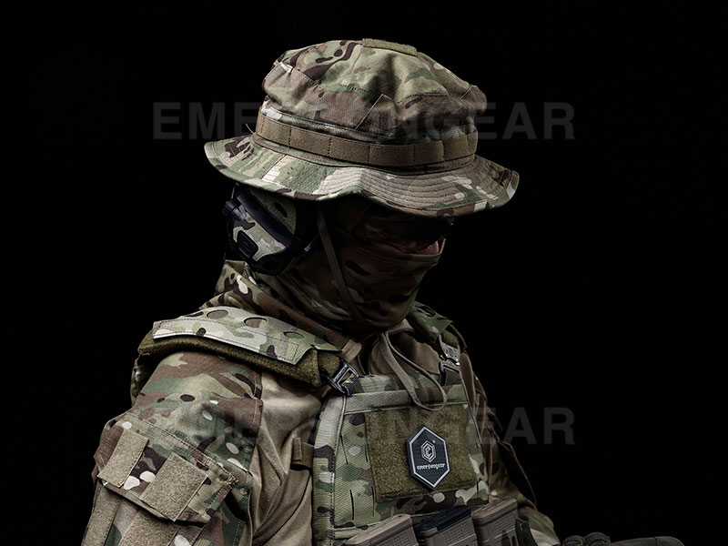 Военные Шляпы